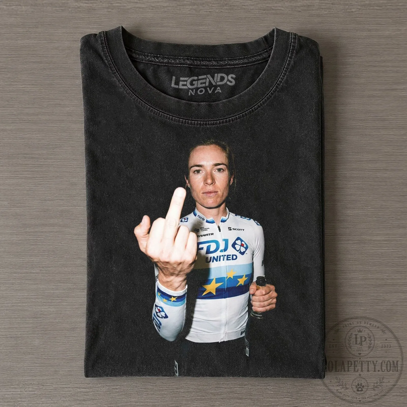 Demi Vollering Tour de France Femmes 2026 Cycling Champion T-Shirt